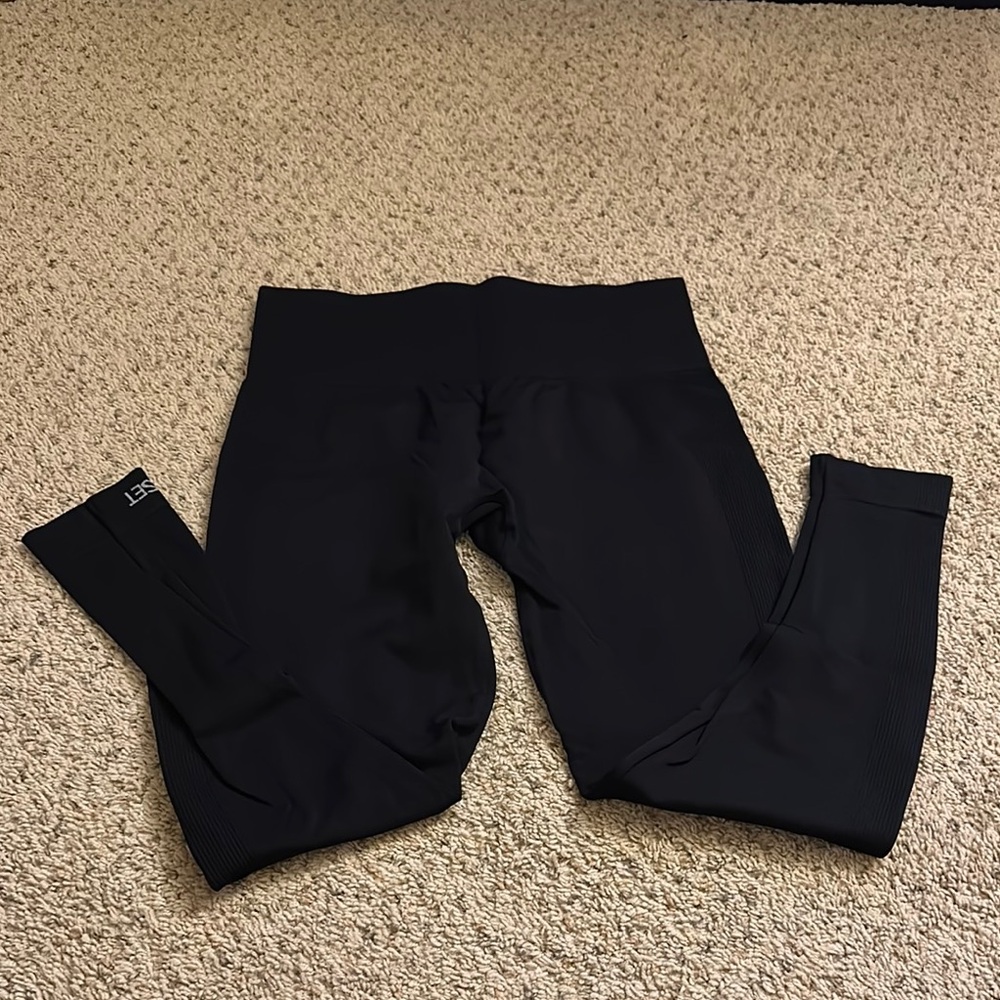 Set Active Black Leggings